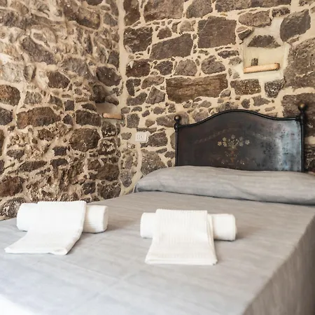 Couette-café Domo Sa Barra 3*