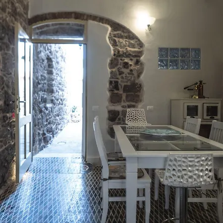 Bed & Breakfast Domo Sa Barra 3*